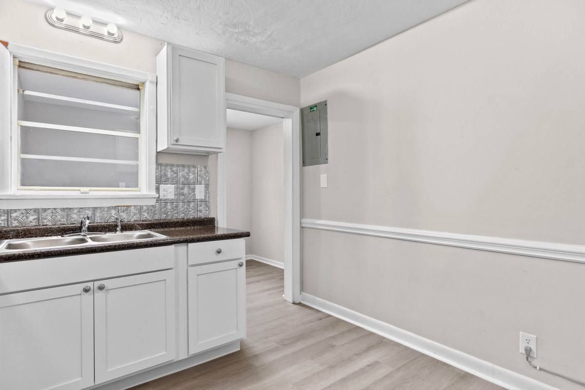 Apartment for rent at 500 Bethania Rural Hall Rd, Rural Hall, NC 27045