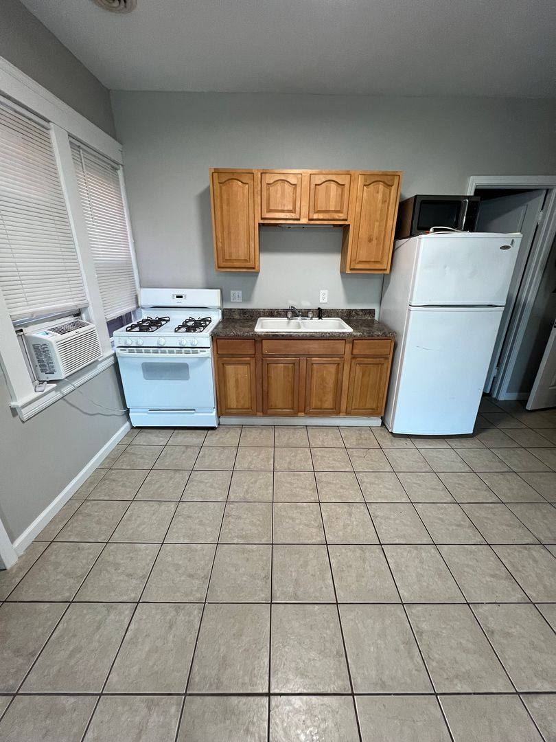 Apartment for rent at 12022 Mayfield Rd, Cleveland, OH 44106