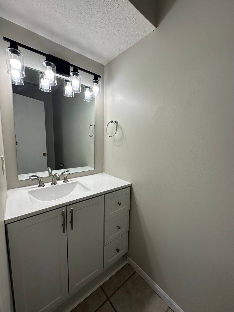 Apartment for rent at 3611-3613 E Thornhill Circle, Lafayette, IN 47909
