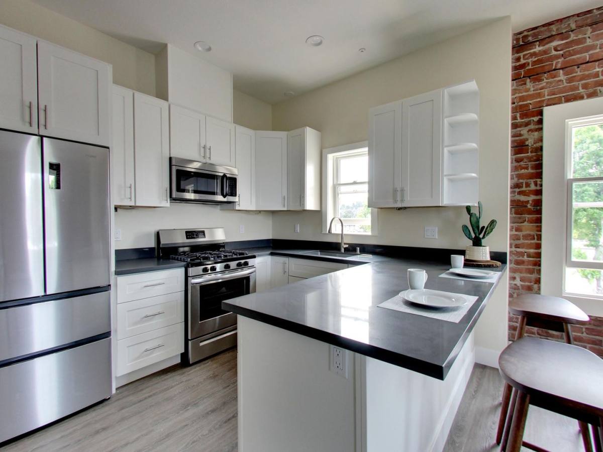 Apartment for rent at 22650 Main St #218, Hayward, CA 94541