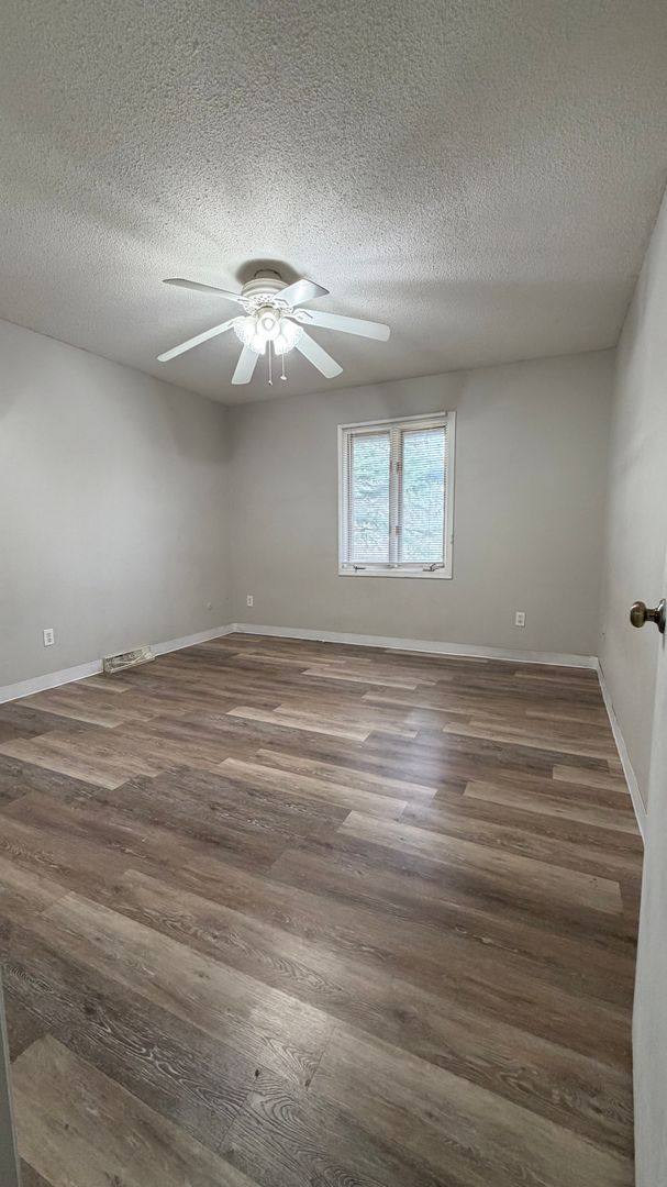 Apartment for rent at 5901 Ryewyck, Toledo, OH 43614