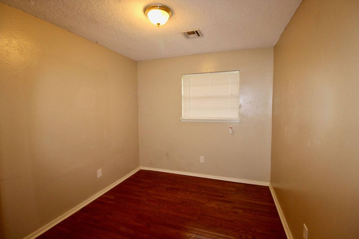 House for rent at 2124 Allenhurst, Norman, OK 73071