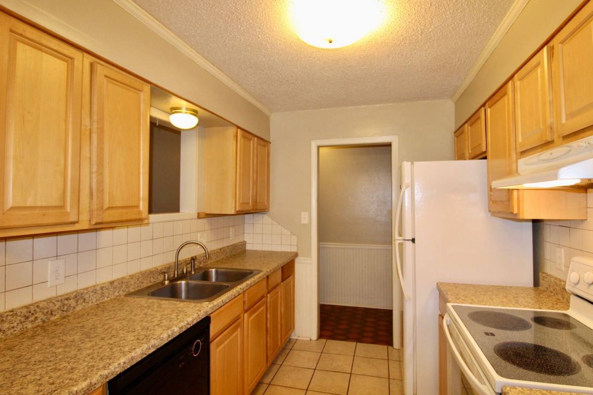 House for rent at 2124 Allenhurst, Norman, OK 73071