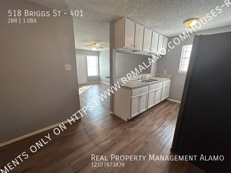 Apartment for rent at 518 Briggs St #401, San Antonio, TX 78211