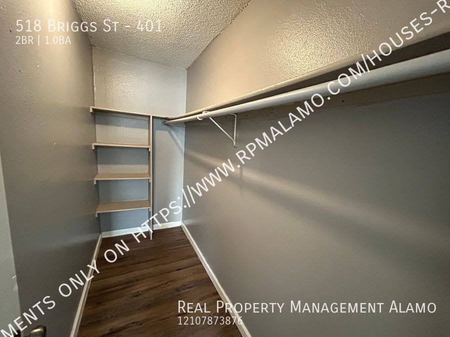Apartment for rent at 518 Briggs St #401, San Antonio, TX 78211