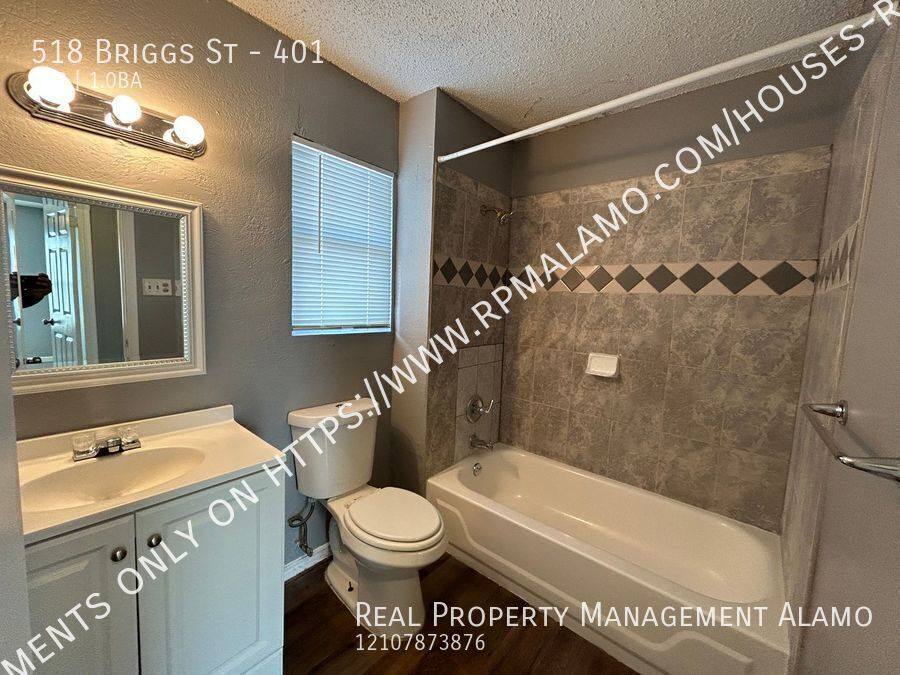 Apartment for rent at 518 Briggs St #401, San Antonio, TX 78211