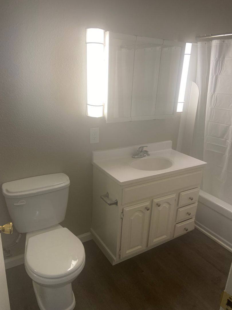 Apartment for rent at 2080 W La Loma Dr, Rancho Cordova, CA 95670