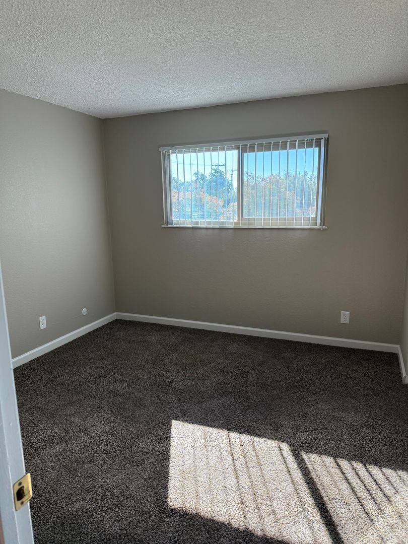 Apartment for rent at 2080 W La Loma Dr, Rancho Cordova, CA 95670