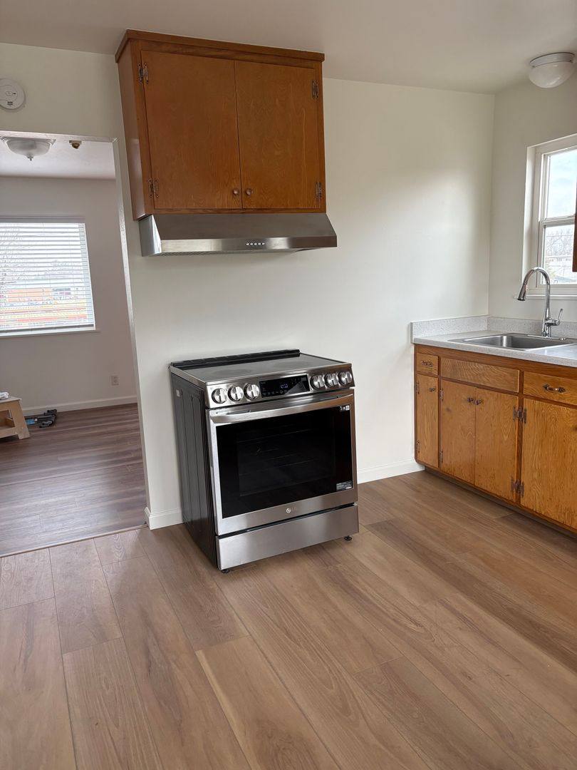 Townhouse for rent at 13 Alma Court, Petaluma, CA 94952