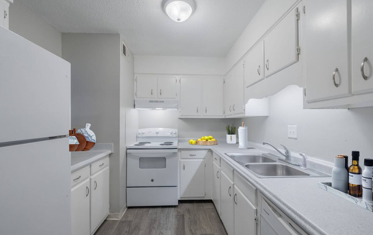 Apartment for rent at Brookwood, 800 Academy Lane, Columbia, TN 38401