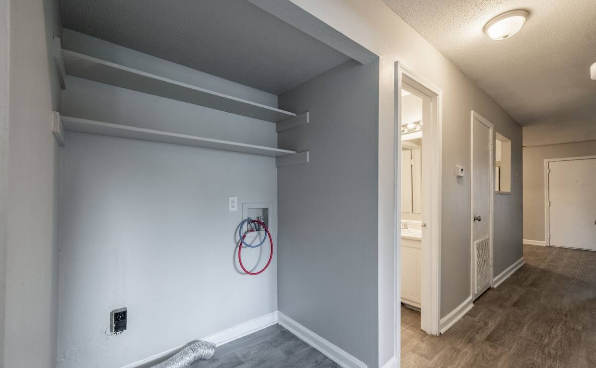Apartment for rent at Brookwood, 800 Academy Lane, Columbia, TN 38401