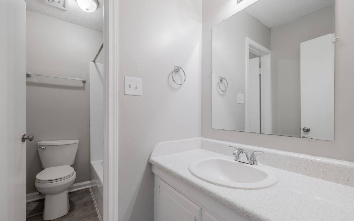 Apartment for rent at Brookwood, 800 Academy Lane, Columbia, TN 38401