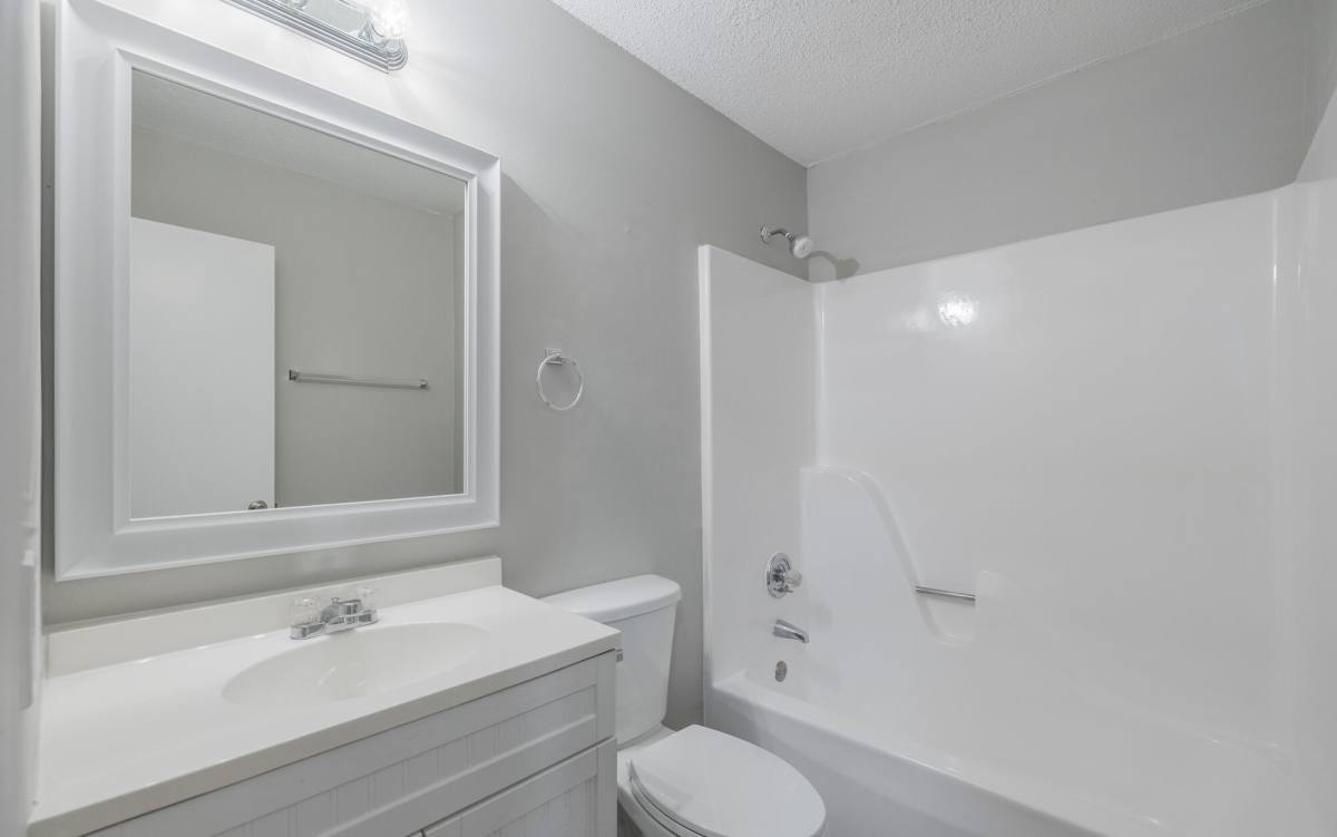 Apartment for rent at Brookwood, 800 Academy Lane, Columbia, TN 38401