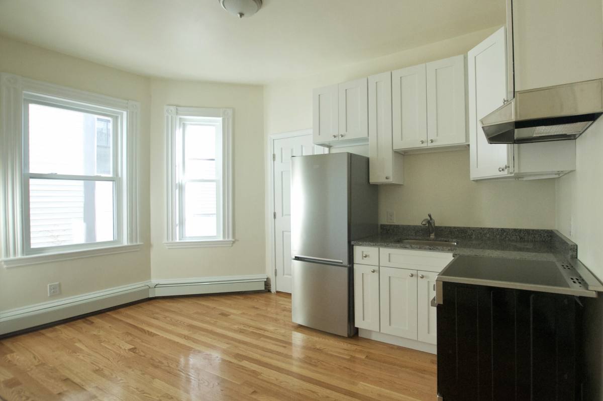 Apartment for rent at 501 E Broadway #3, South Boston, MA 02127