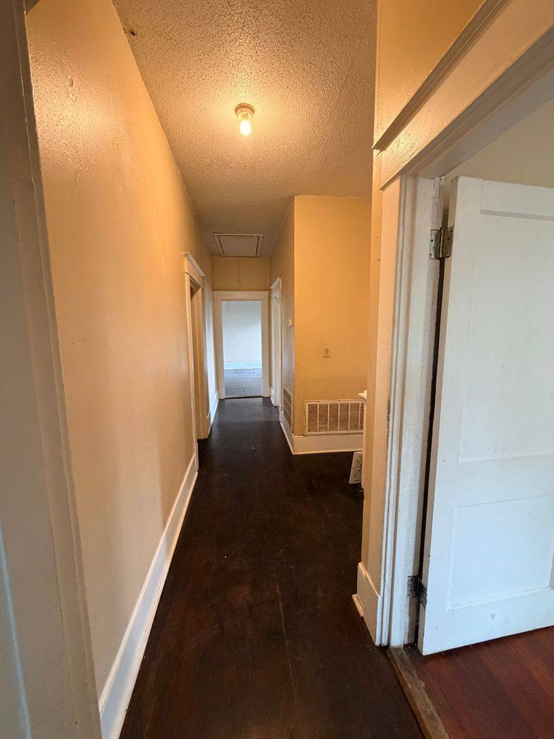 House for rent at 431 College St #B, Shreveport, LA 71104