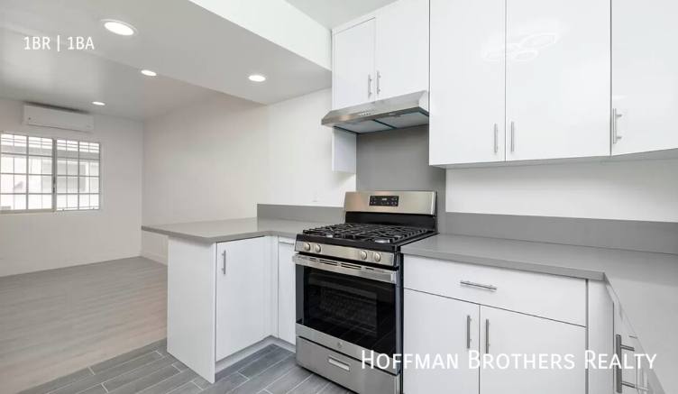 Apartment for rent at 1511 Venice Blvd #4, Venice, CA 90291
