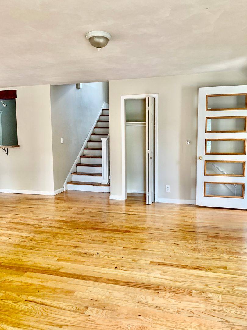 Apartment for rent at 329 Salt Springs Rd, Syracuse, NY 13224