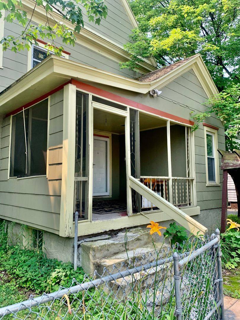 Apartment for rent at 329 Salt Springs Rd, Syracuse, NY 13224