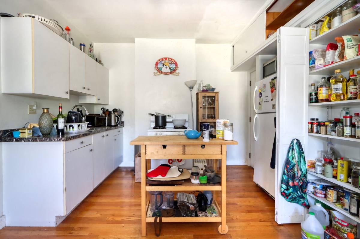 Apartment for rent at 166 Raymond St #166, Cambridge, MA 02140
