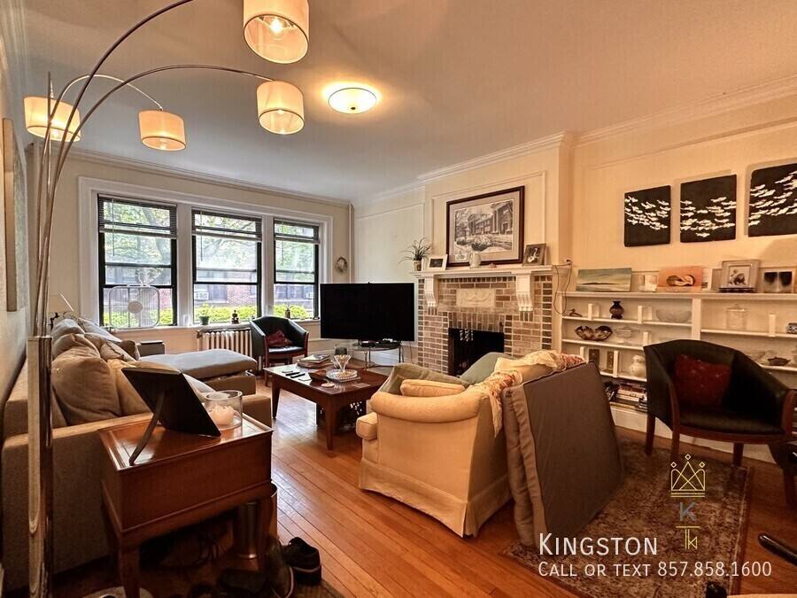 Apartment for rent at 38 Park St #1A, Brookline, MA 02446