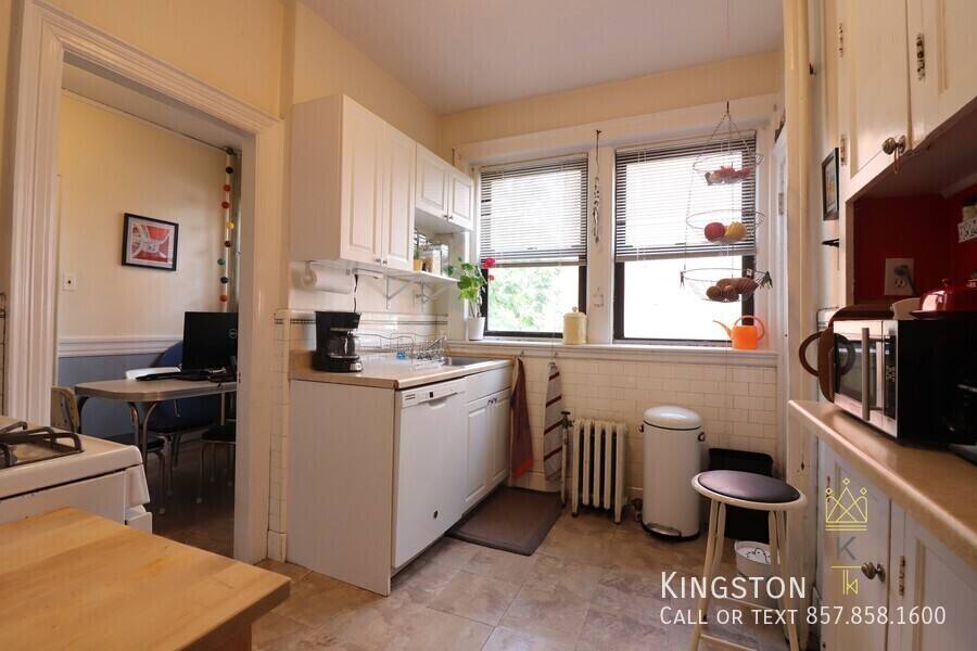 Apartment for rent at 38 Park St #1A, Brookline, MA 02446