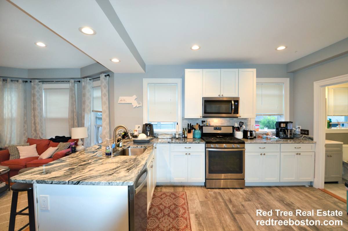 House for rent at 62 Mapleton St #2, Brighton, MA 02135