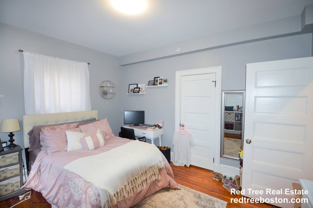 House for rent at 62 Mapleton St #2, Brighton, MA 02135