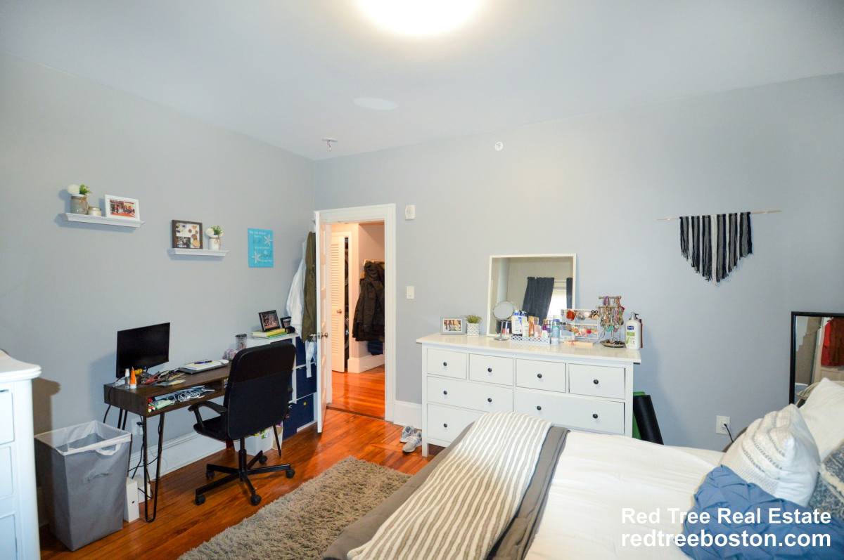 House for rent at 62 Mapleton St #2, Brighton, MA 02135