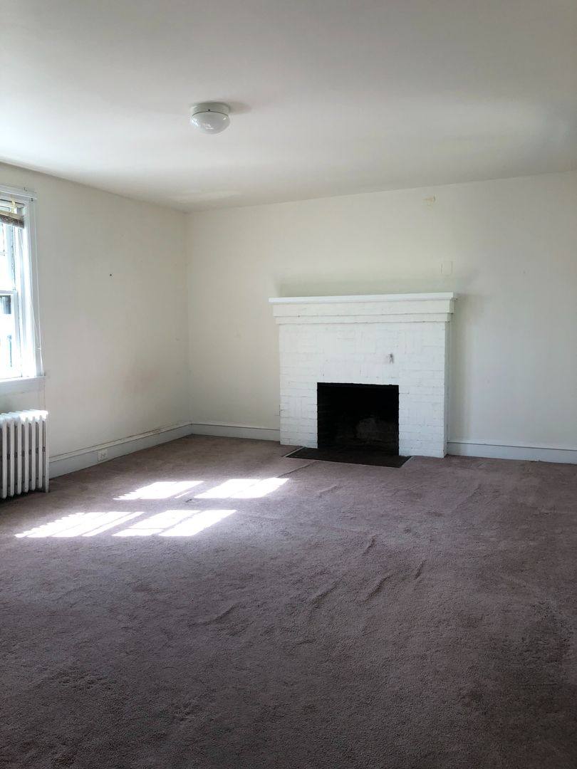 Apartment for rent at 332-34 S 17th St, Philadelphia, PA 19103