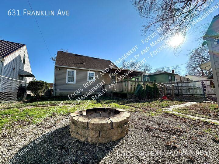 House for rent at 631 Franklin Ave, Lancaster, OH 43130