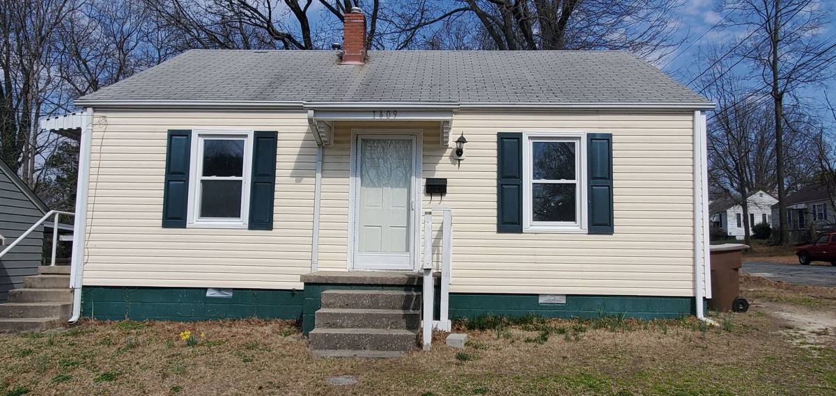 House for rent at 1409 Julian St, Greensboro, NC 27406