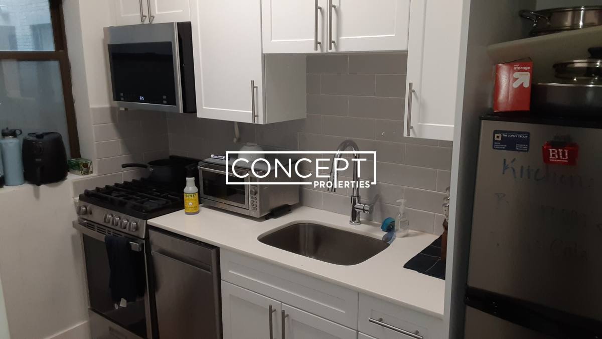 Apartment for rent at 81 Park Dr #1CP, Boston, MA 02215