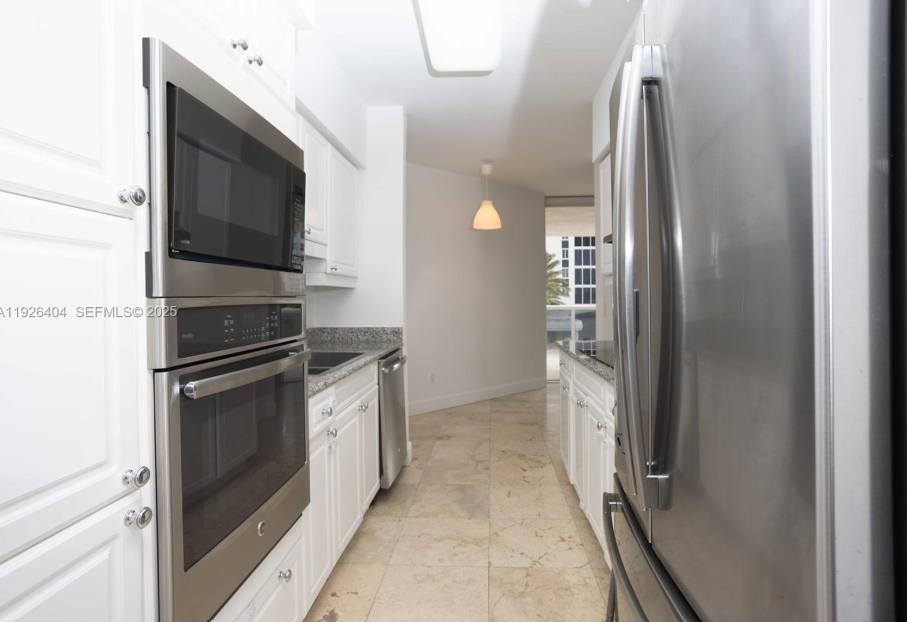 Apartment for rent at 4779 Collins Ave #504, Miami Beach, FL 33140