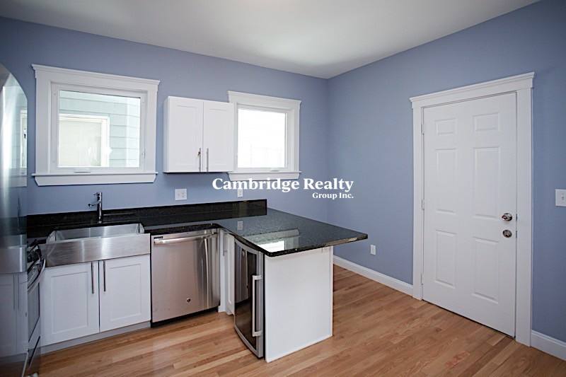Apartment for rent at 374 Prospect St #1T, Cambridge, MA 02139