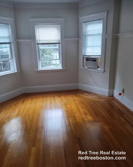 Townhouse for rent at 62 Boyd St #2, Newton, MA 02458
