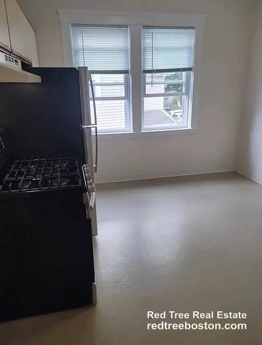 Townhouse for rent at 62 Boyd St #2, Newton, MA 02458