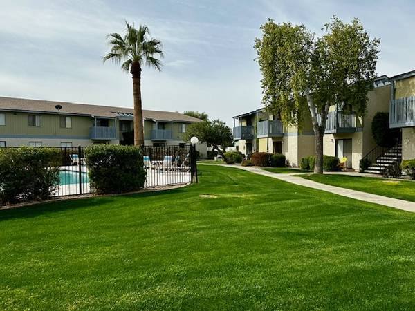 Apartment for rent at 9231 N 99th Ave, Peoria, AZ 85345