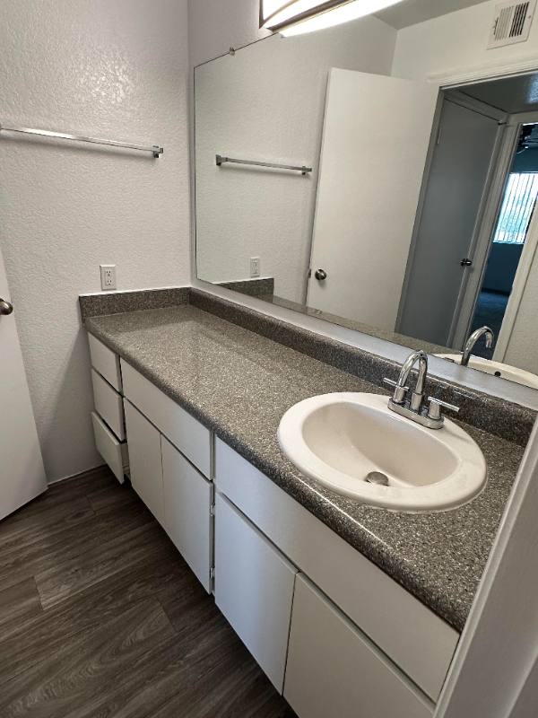 Apartment for rent at 9231 N 99th Ave, Peoria, AZ 85345