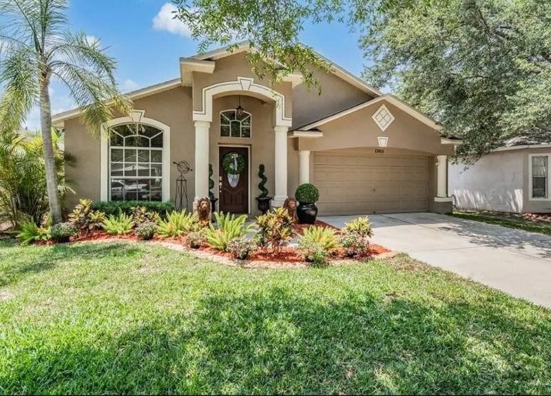 House for rent at 12813 Kings Lake Dr, Gibsonton, FL 33534