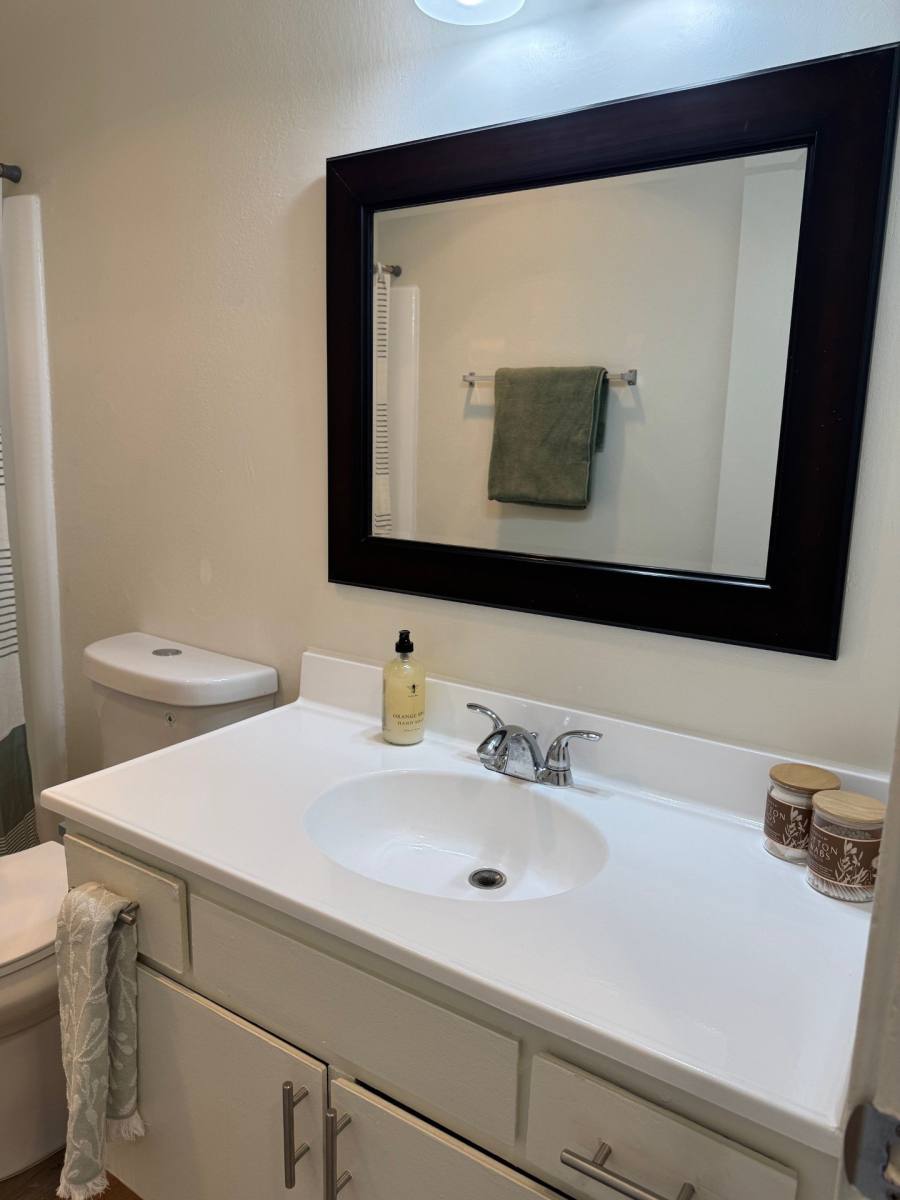 Apartment for rent at 8834 Topanga Canyon Blvd #24, Canoga Park, CA 91304