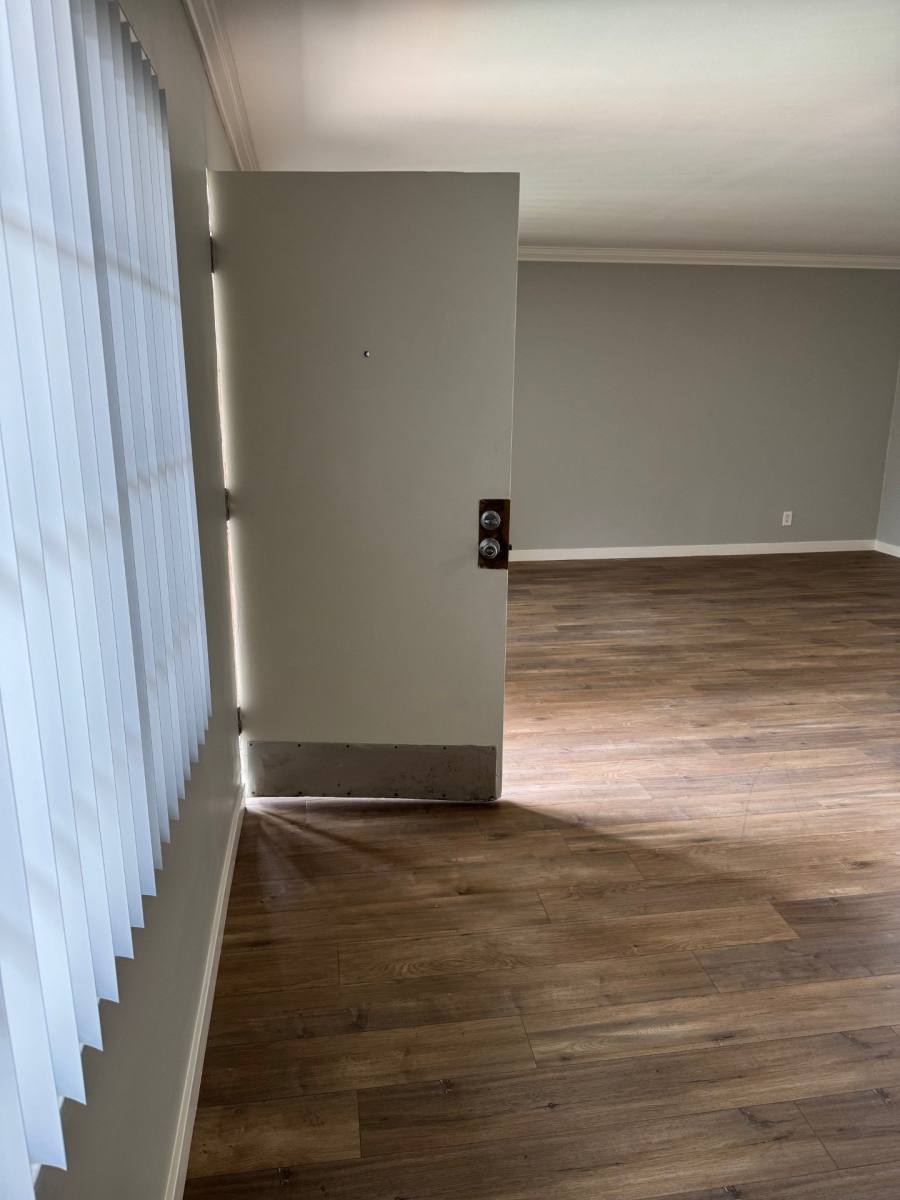 Apartment for rent at 8834 Topanga Canyon Blvd #24, Canoga Park, CA 91304