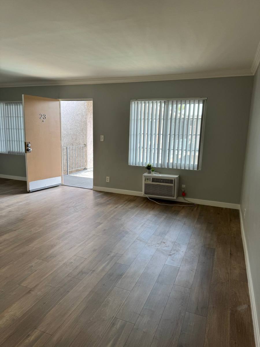 Apartment for rent at 8834 Topanga Canyon Blvd #24, Canoga Park, CA 91304