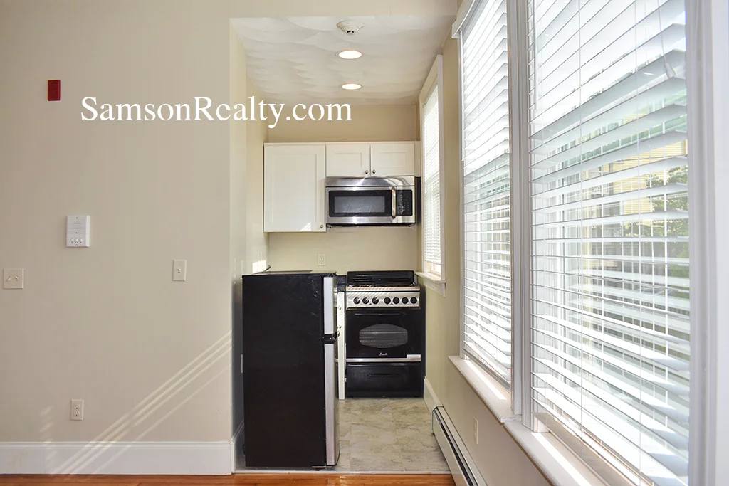 Apartment for rent at 80 Medway #3, Providence, RI 02906