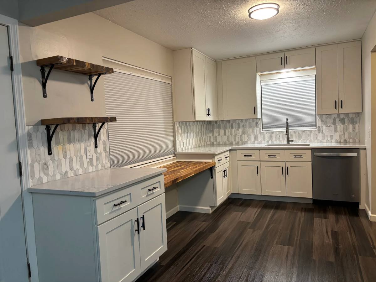 Apartment for rent at 1065 Moneta Ave, Aurora, OH 44202
