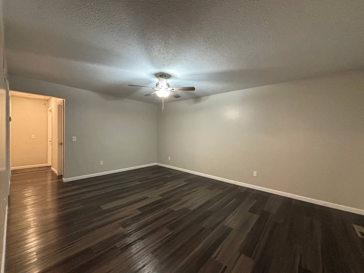Apartment for rent at 1065 Moneta Ave, Aurora, OH 44202