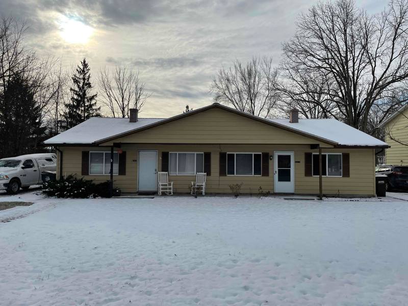 Apartment for rent at 1065 Moneta Ave, Aurora, OH 44202