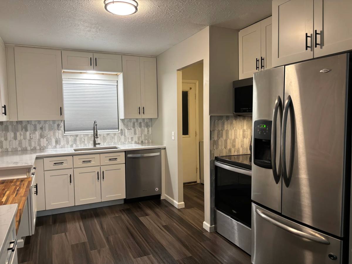 Apartment for rent at 1065 Moneta Ave, Aurora, OH 44202