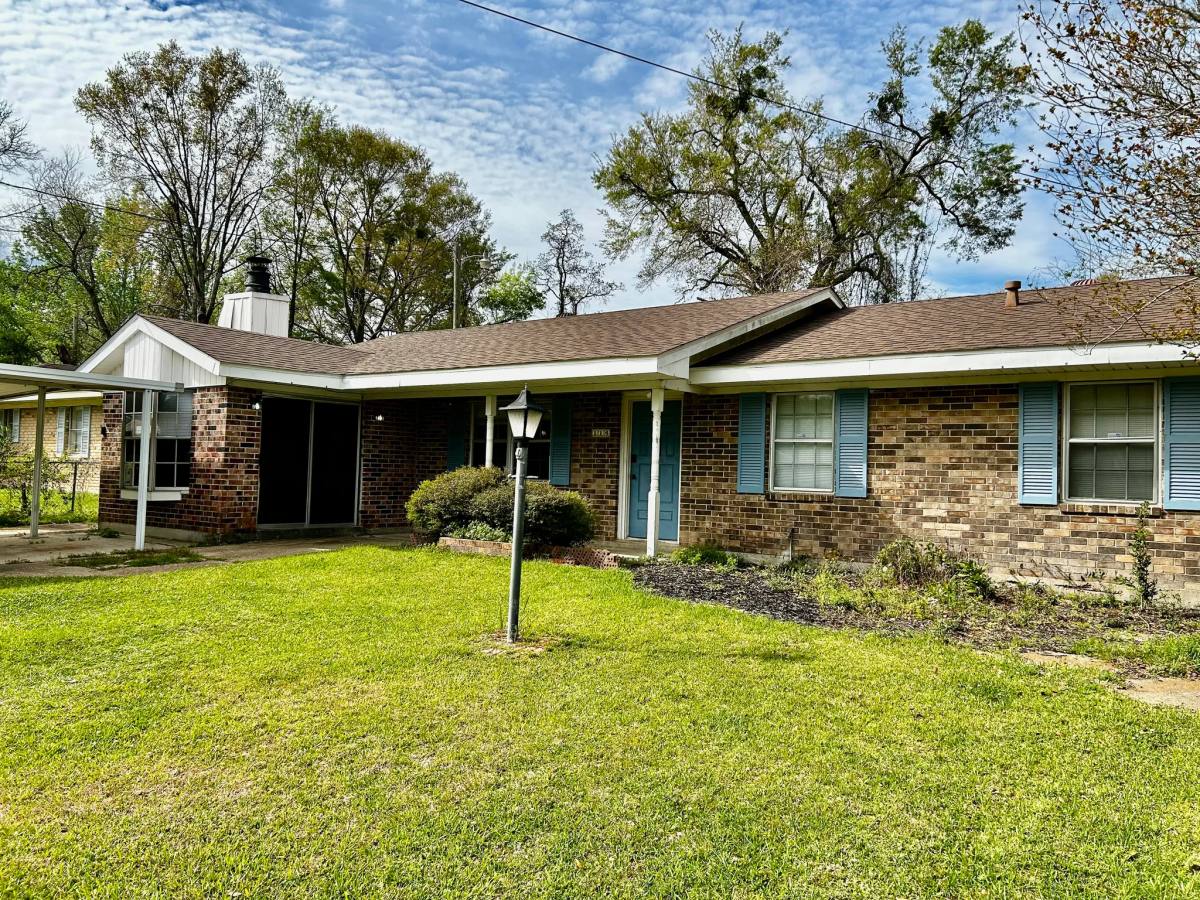 House for rent at 116 Nelda Dr, Leesville, LA 71446