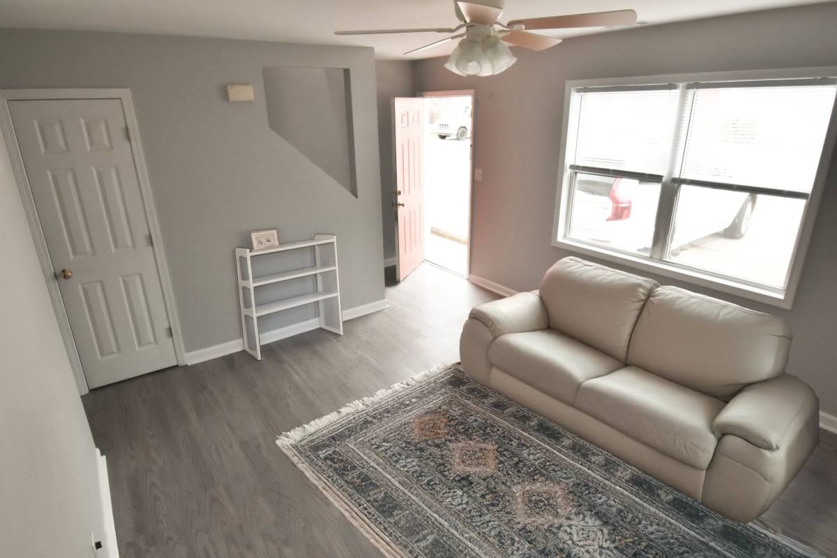 Townhouse for rent at 630 S Main St #14, Mooresville, NC 28115