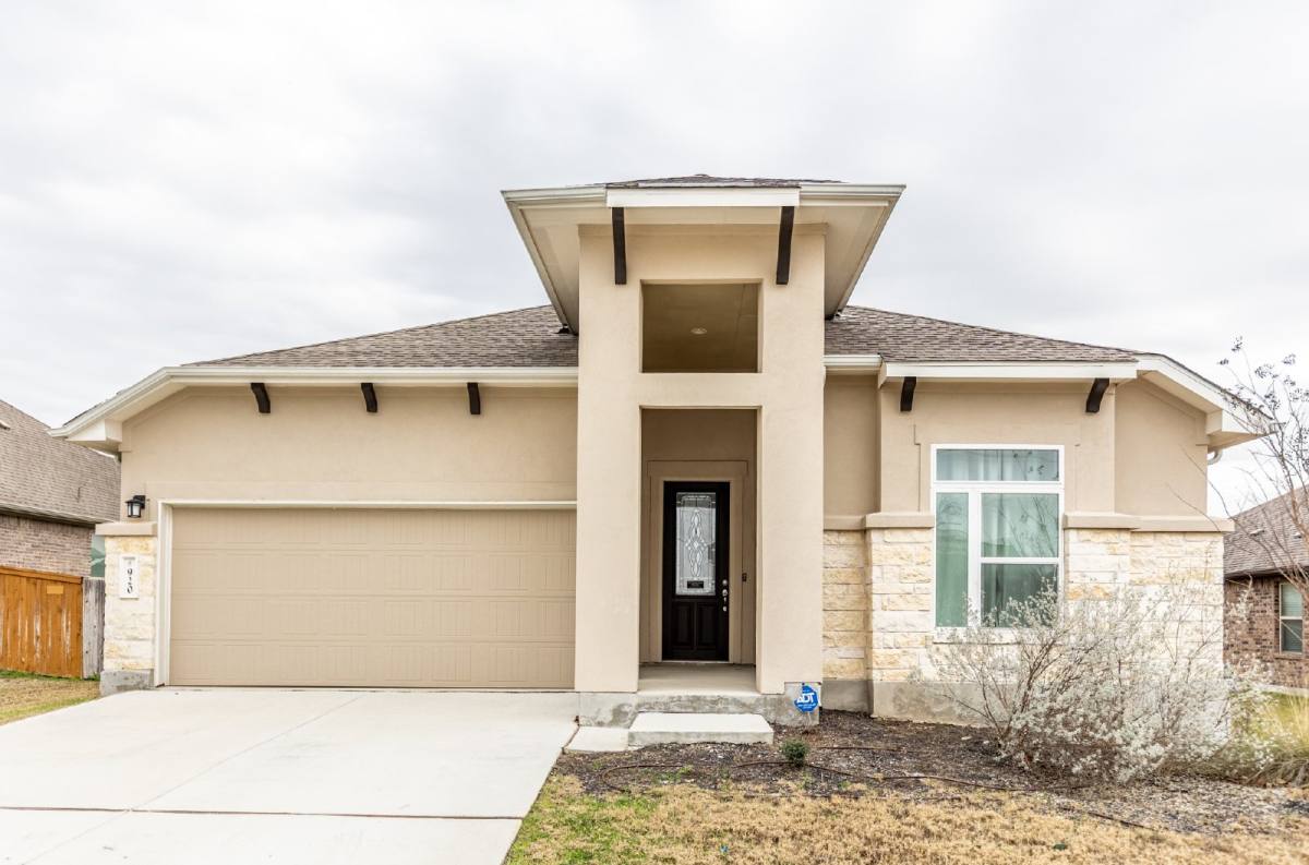 House for rent at 920 Foxbrook Way, Cibolo, TX 78108